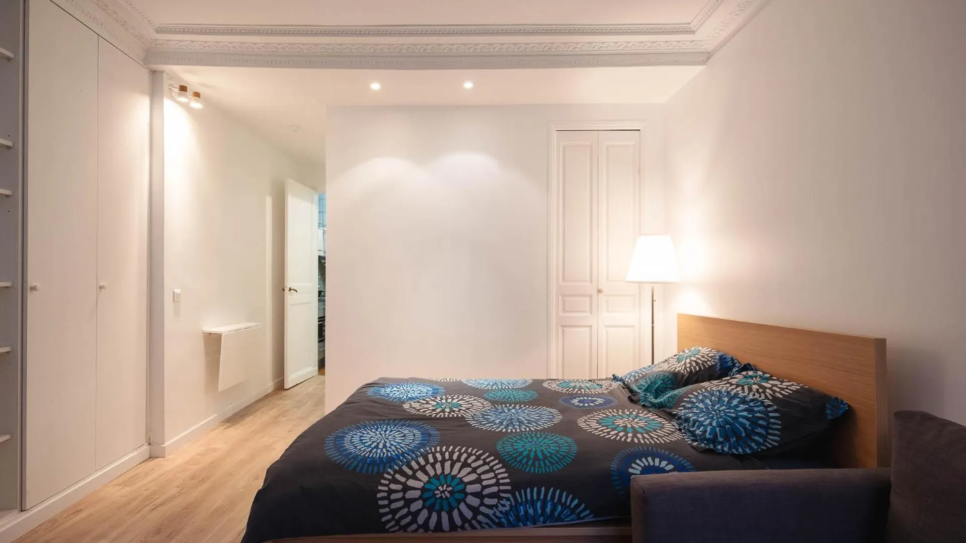 Flat 31M2 Near Pompidou Center, Marais, Les Halles, Mobility Lease Only Paris