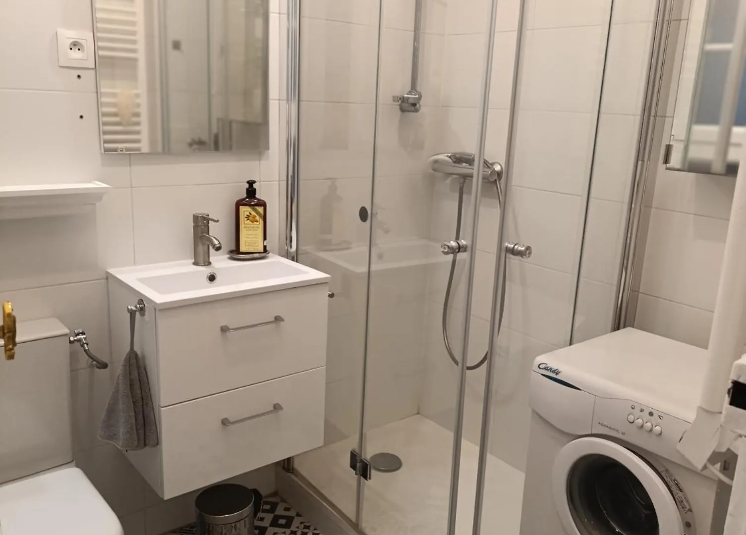 Flat 31M2 Near Pompidou Center, Marais, Les Halles, Mobility Lease Only Parigi 0*,  Francia